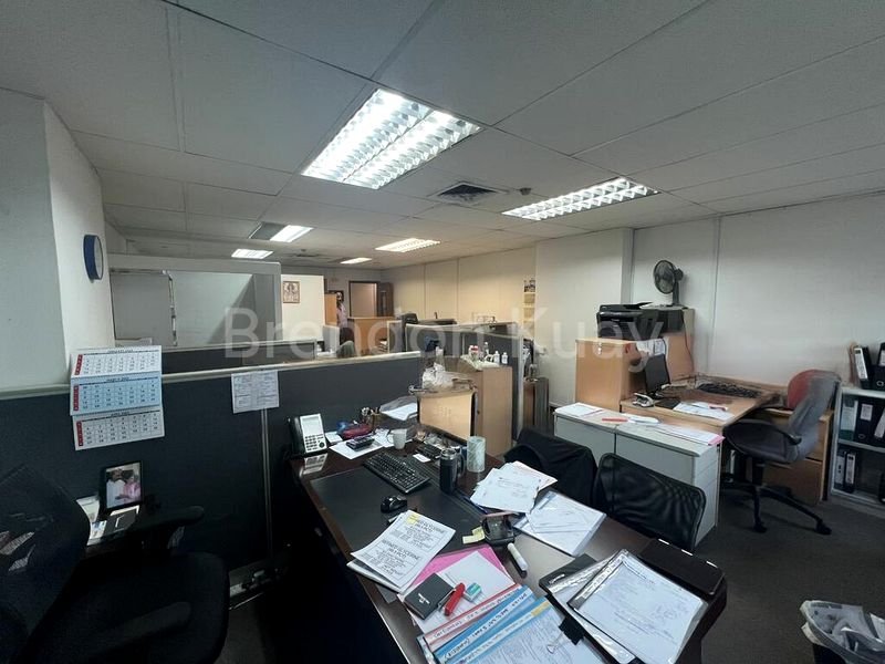 Office for Rent in  High Street Centre - Image 8